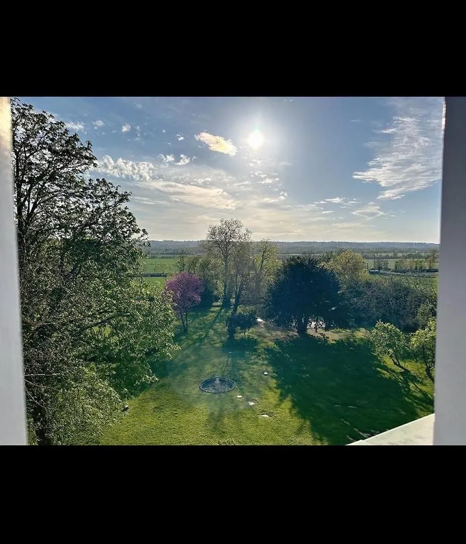 L'Antre Vue - Jacuzzi Au Chateau Belberaud 0*,  フランス